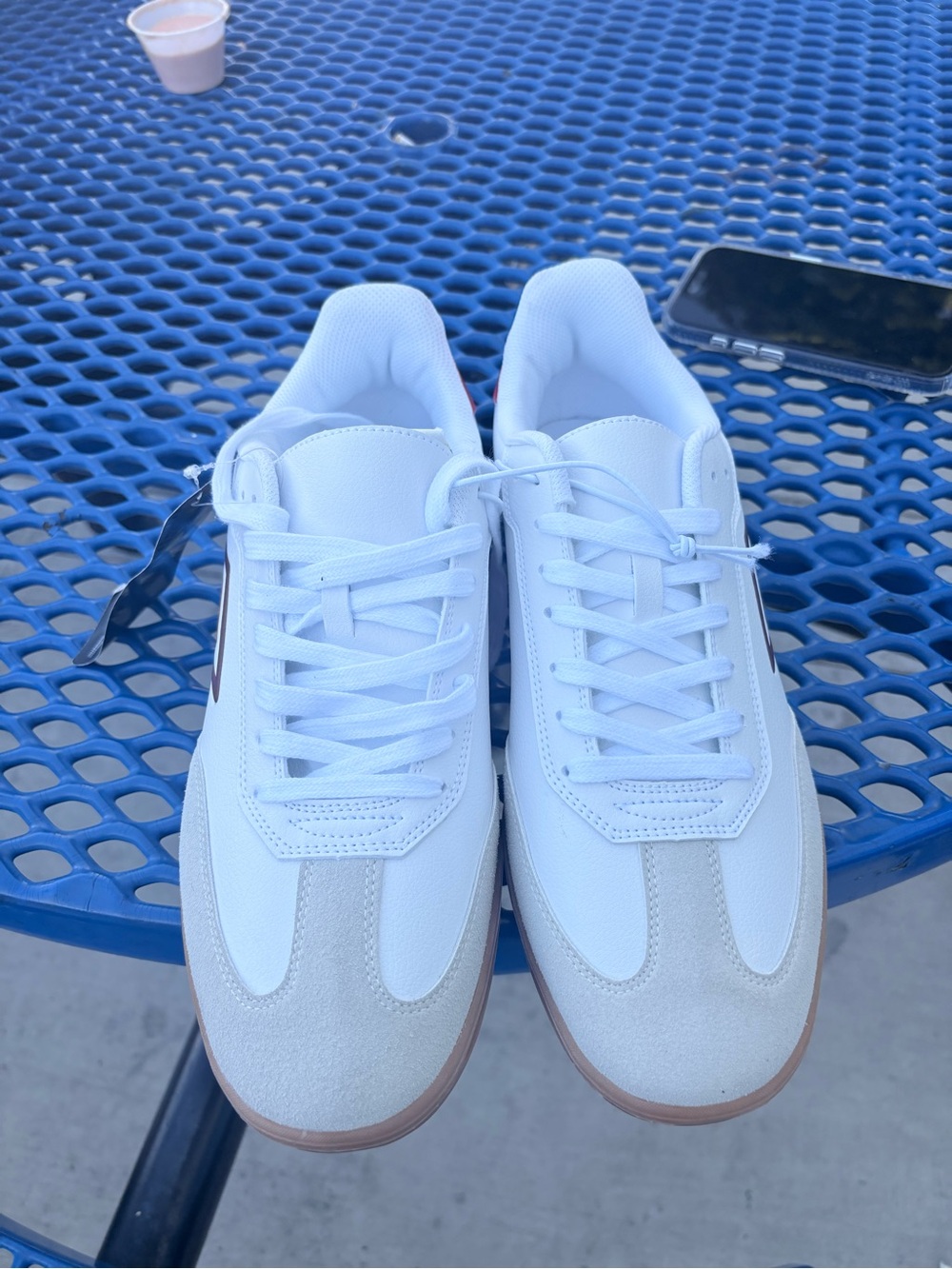 Umbro Men's White Sneakers with Gum Sole